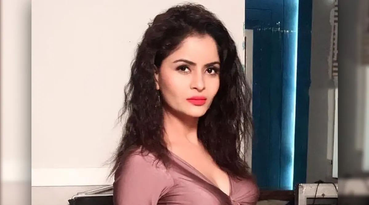 gehana vasisth web series