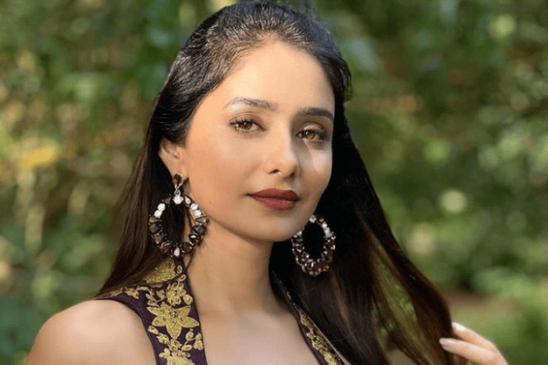 leena jumani web series